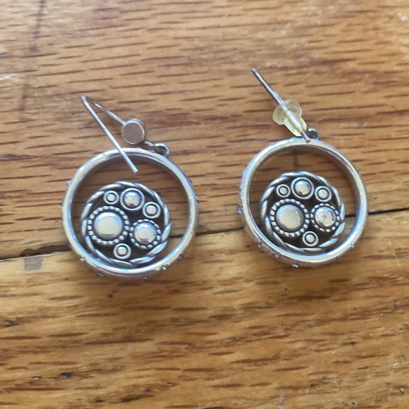 Circular Earrings - Picture 2 of 5